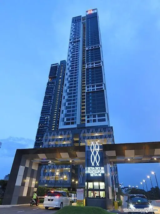 Apartment Setia Sky88 简约设计名宿双房 Johor Bahru Malaysia