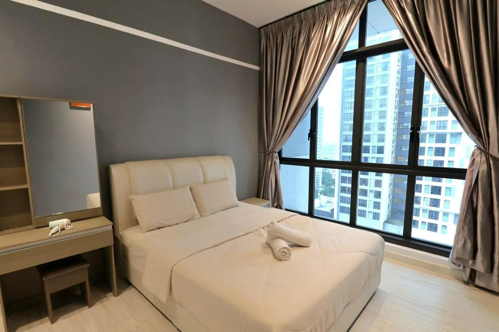 Setia Sky88 简约设计名宿双房 Johor Bahru